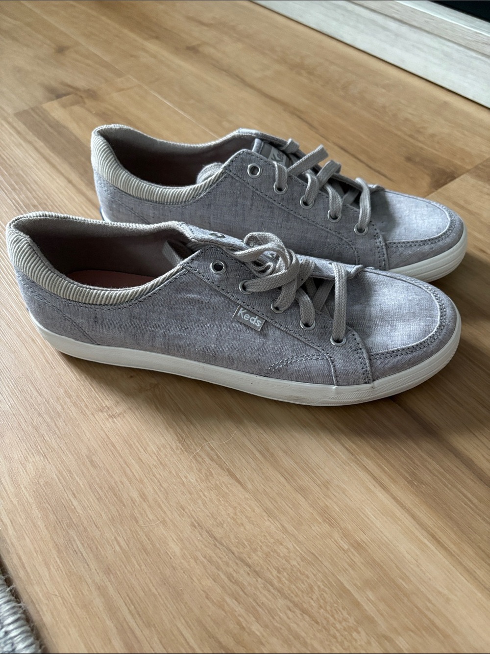 Keds Women’s Light Gray Canvas Lace-Up Sneakers